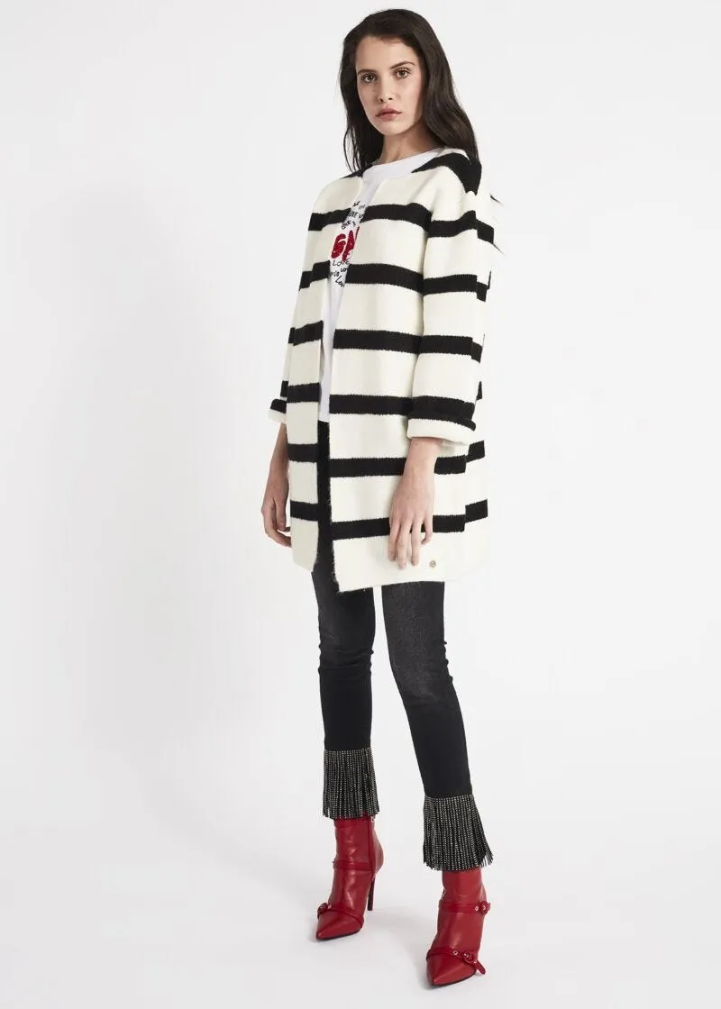 Cappotto in maglia a righe jacquard