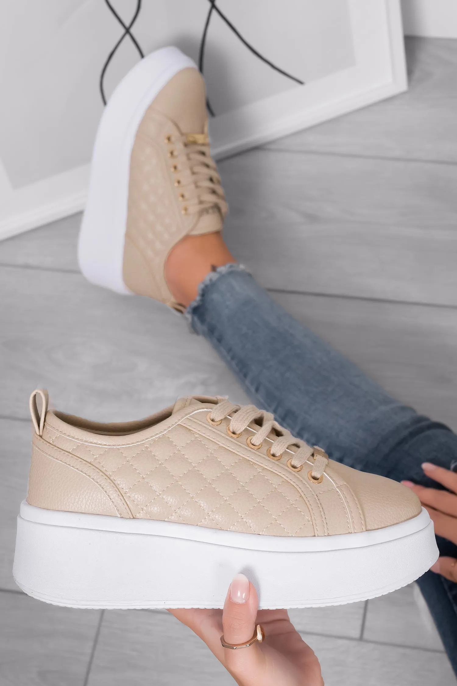 DALILA - Sneakers platform Alexoo con suola alta trapuntate beige