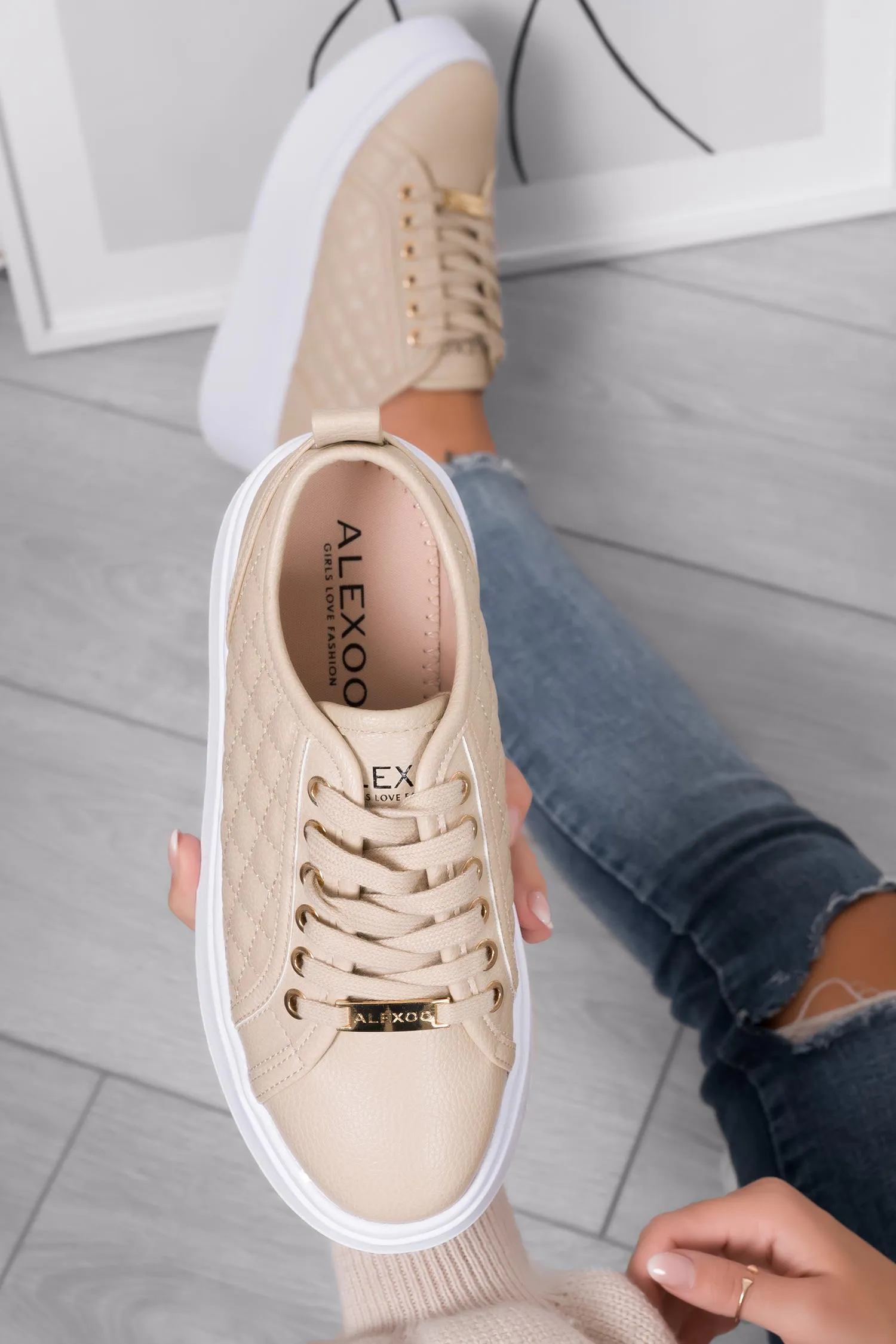 DALILA - Sneakers platform Alexoo con suola alta trapuntate beige