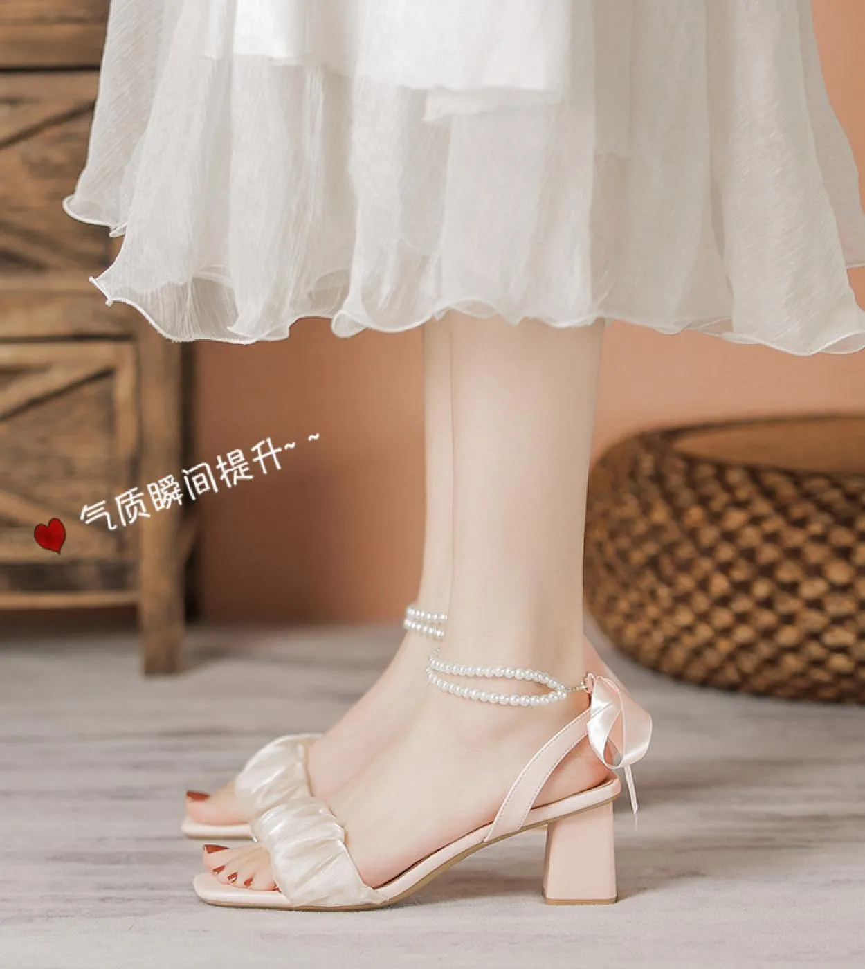 Dolce tacchi alti pizzo sandali donna estate 2022 eleganti scarpe da donna stringa perline spedizione gratuita sandali rosa arco