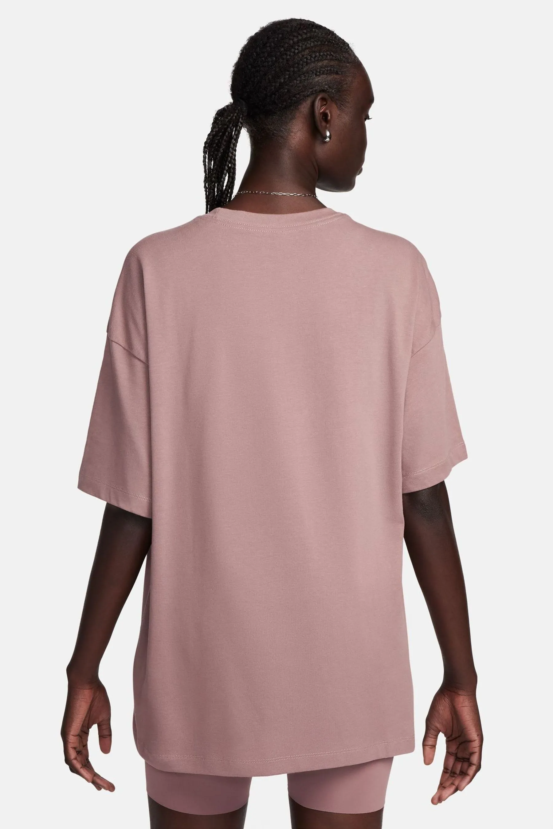 Nike Sportswear - T-shirt oversize must-have a manica corta