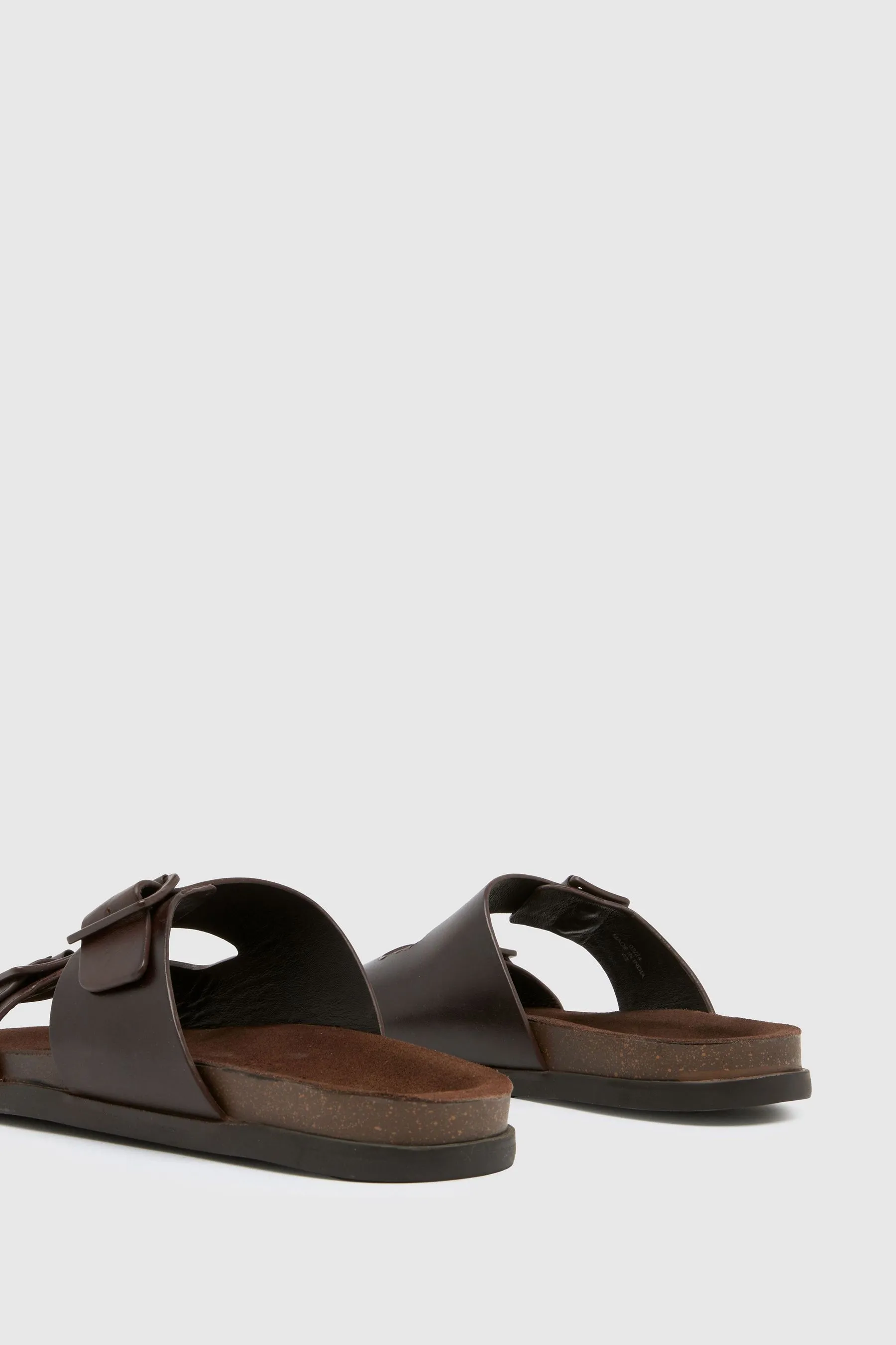 Schuh Santiago - Marrone con fibbia - Sandali